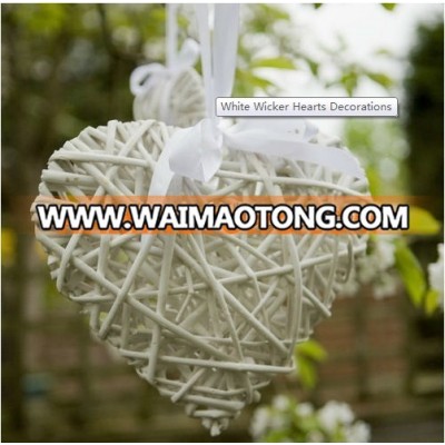 Wholesale wicker hearts for festival decoration